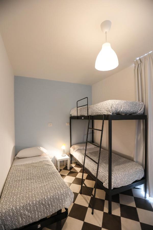 Fabric Hostel Portici Exterior photo